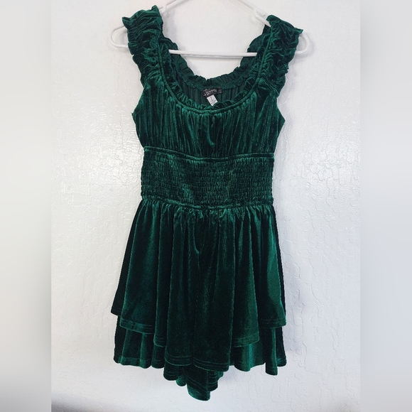 UO Rosie Emerald Velvet Smocked Romper - Picture 1 of 6